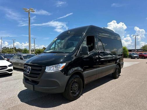 2024 Mercedes-Benz Sprinter 2500 144 WB Standard Roof Passenger