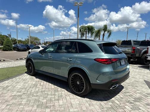 2025 Mercedes-Benz GLC 300 Base