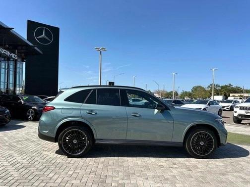 2025 Mercedes-Benz GLC 300 Base