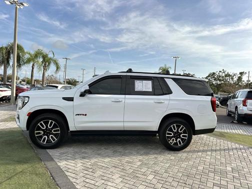 2023 GMC Yukon AT4