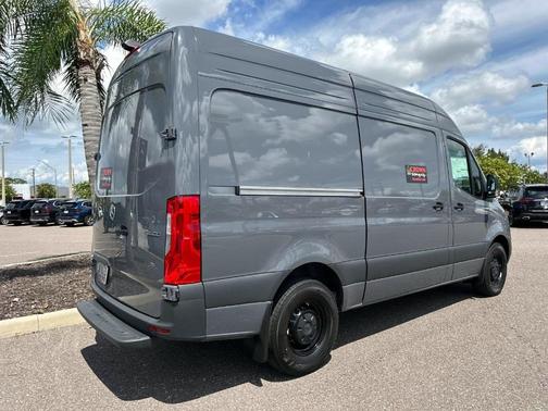 2025 Mercedes-Benz Sprinter 2500 144 WB