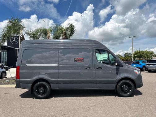2025 Mercedes-Benz Sprinter 2500 144 WB