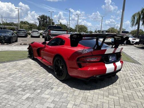Adrenaline Red 2015 Dodge Viper GT