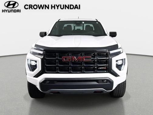 White 2023 GMC Canyon AT4