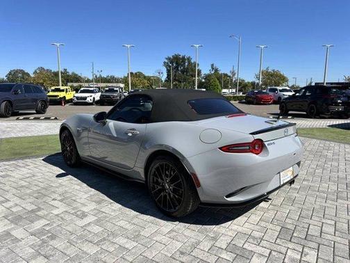 2025 Mazda MX-5 Miata Club