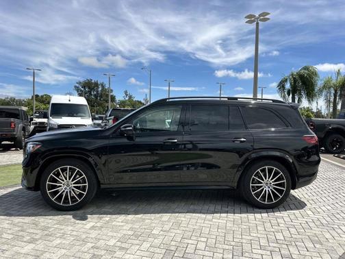 2026 Mercedes-Benz GLS 450 4MATIC