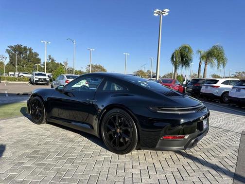 2025 Porsche 911 Carrera S