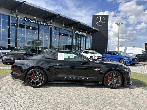 2021 Ford Shelby GT500 Base