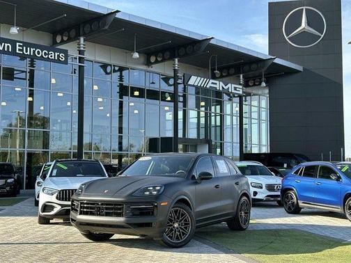 2024 Porsche Cayenne Base