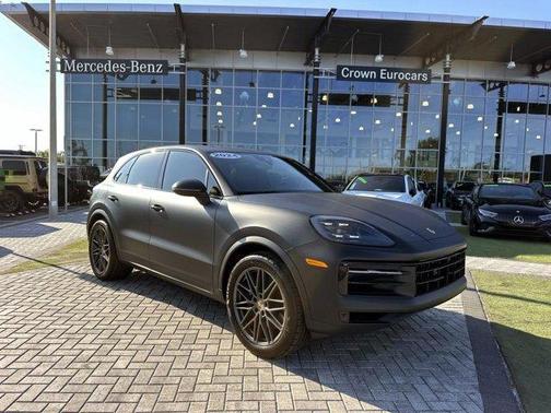 2024 Porsche Cayenne Base