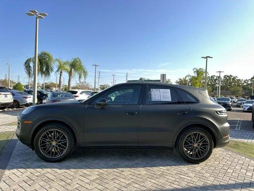 2024 Porsche Cayenne Base