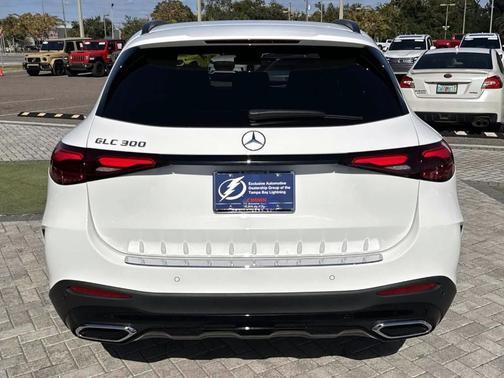 2026 Mercedes-Benz GLC 300 Base