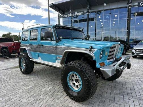 2012 Jeep Wrangler Unlimited Sahara