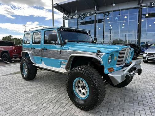 2012 Jeep Wrangler Unlimited Sahara
