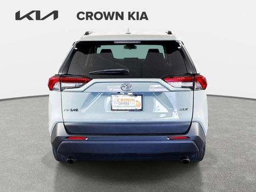 Gray 2019 Toyota RAV4 XLE