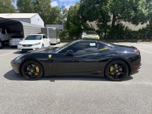 Black 2014 Ferrari California Base