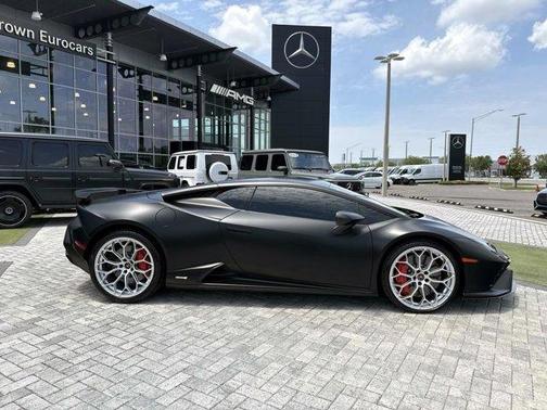 Nero Noctis Metallic 2023 Lamborghini Huracan Tecnica Base