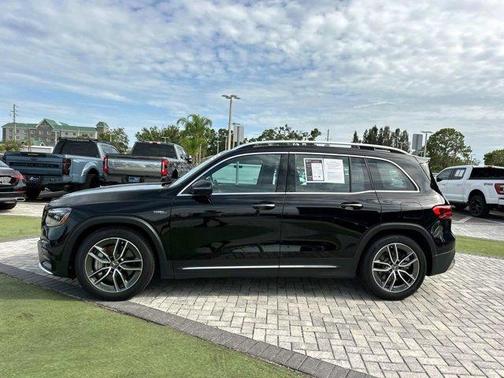 2025 Mercedes-Benz AMG GLB 35 Base
