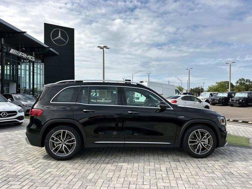 2025 Mercedes-Benz AMG GLB 35 Base