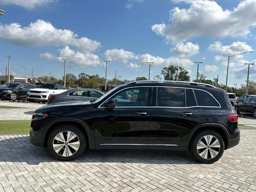 2024 Mercedes-Benz EQB 300 Base 4MATIC