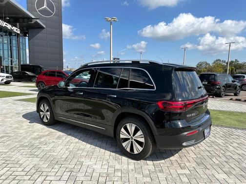 2024 Mercedes-Benz EQB 300 Base 4MATIC