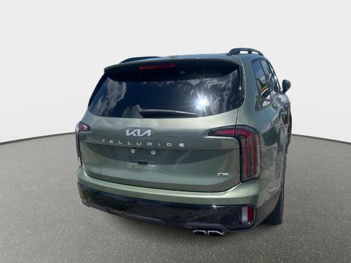Green 2024 Kia Telluride SX X-Line