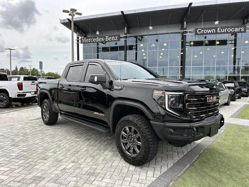 2024 GMC Sierra 1500 AT4X