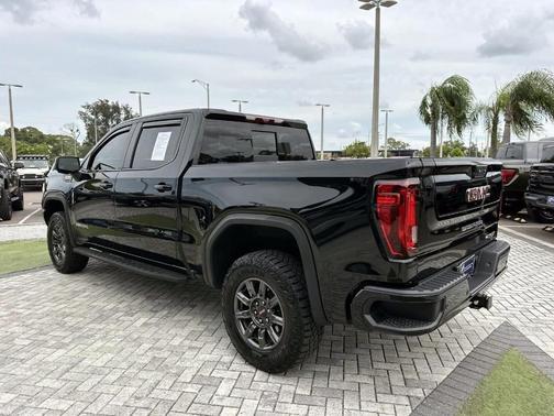 2024 GMC Sierra 1500 AT4X