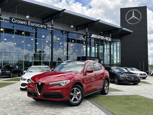2021 Alfa Romeo Stelvio Base
