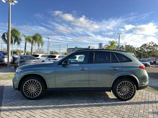 2026 Mercedes-Benz GLC 300 Base