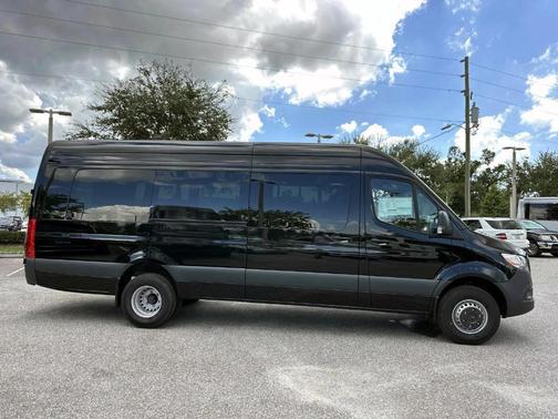 2025 Mercedes-Benz Sprinter 3500 170 WB High Roof Extended Cargo