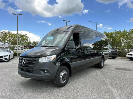 2025 Mercedes-Benz Sprinter 3500 170 WB High Roof Extended Cargo