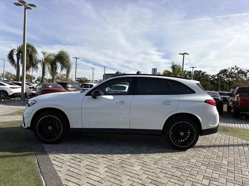 2026 Mercedes-Benz GLC 300 Base