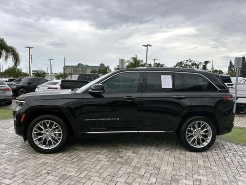 2024 Jeep Grand Cherokee Summit