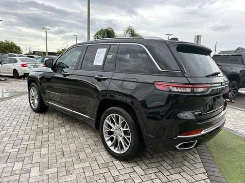 2024 Jeep Grand Cherokee Summit