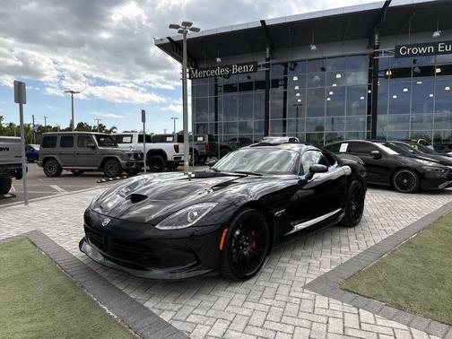 Black 2015 Dodge Viper GT
