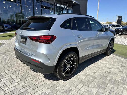 2025 Mercedes-Benz GLA 250 Base