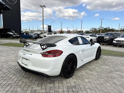 2016 Porsche Cayman GT4