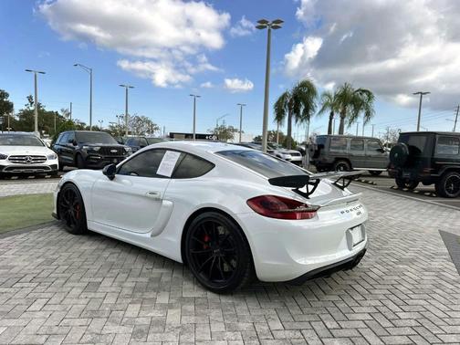 2016 Porsche Cayman GT4