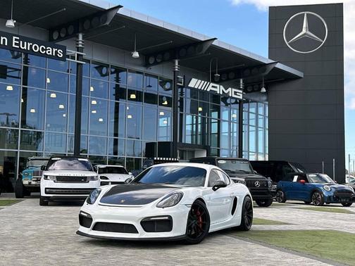 2016 Porsche Cayman GT4