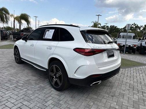Polar White 2023 Mercedes-Benz GLC 300 Base 4MATIC