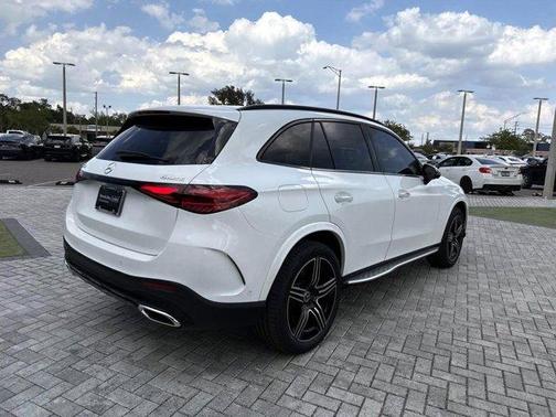 Polar White 2023 Mercedes-Benz GLC 300 Base 4MATIC