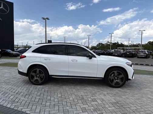 Polar White 2023 Mercedes-Benz GLC 300 Base 4MATIC