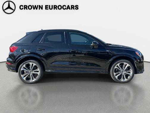 2021 Audi Q3 45 S line Premium