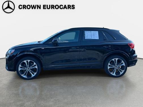 2021 Audi Q3 45 S line Premium