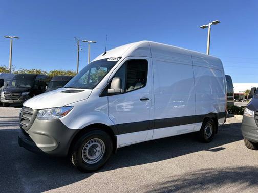 2025 Mercedes-Benz Sprinter 2500 144 WB