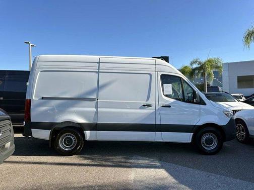 2025 Mercedes-Benz Sprinter 2500 144 WB