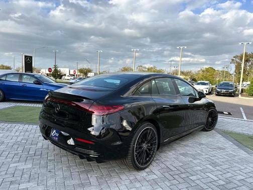 2025 Mercedes-Benz AMG EQE Base