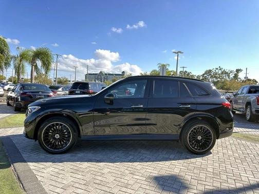 2026 Mercedes-Benz GLC 300 Base