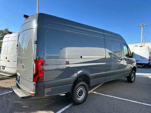 2025 Mercedes-Benz Sprinter 2500 170 WB